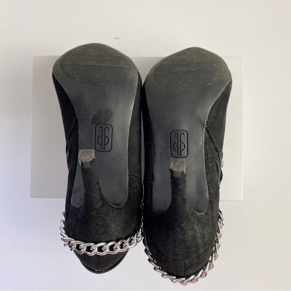 Jennifer Lopez Black Faux Suede Rosie Heeled Booties Chain Studded - Picture 9 of 9